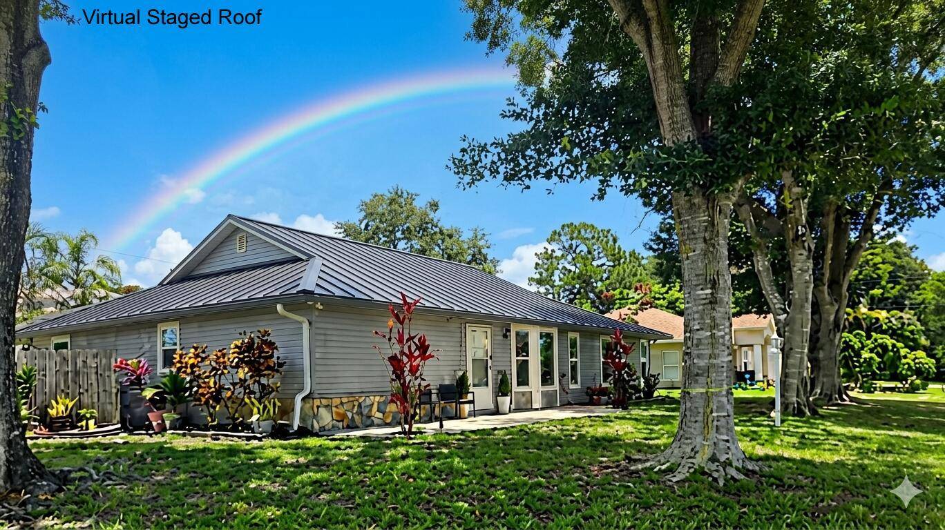 2043 SE CamiloPort St. Lucie - picture