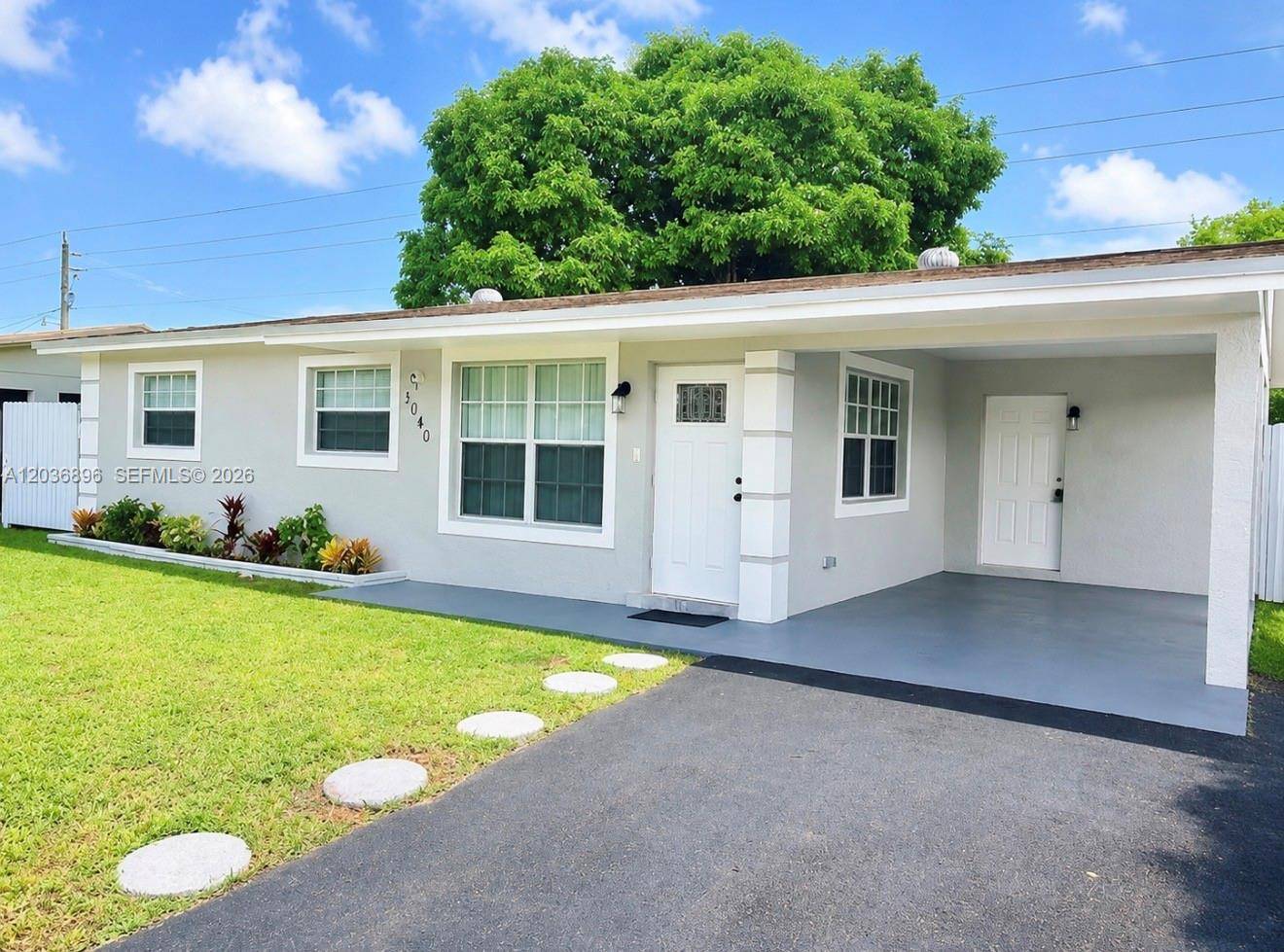 3040 NW 20th StFort Lauderdale - picture