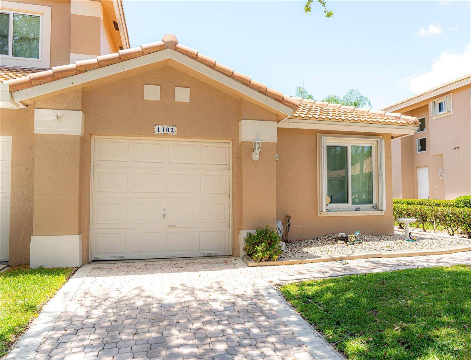 1102 SW 158thPembroke Pines - picture