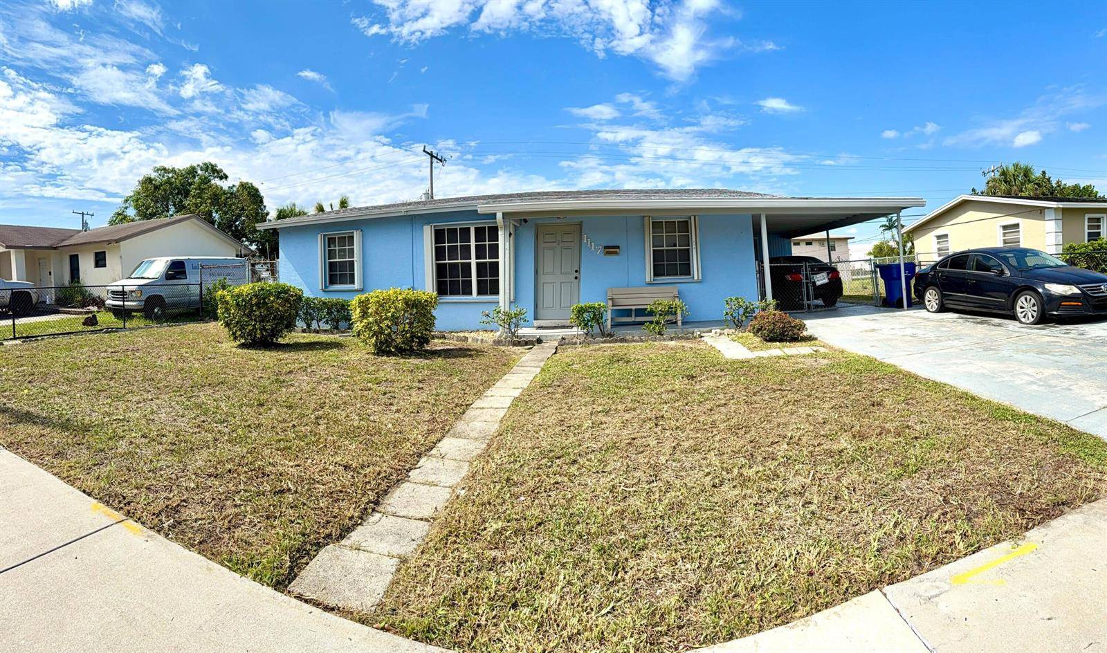 1117 W 23rdRiviera Beach - picture