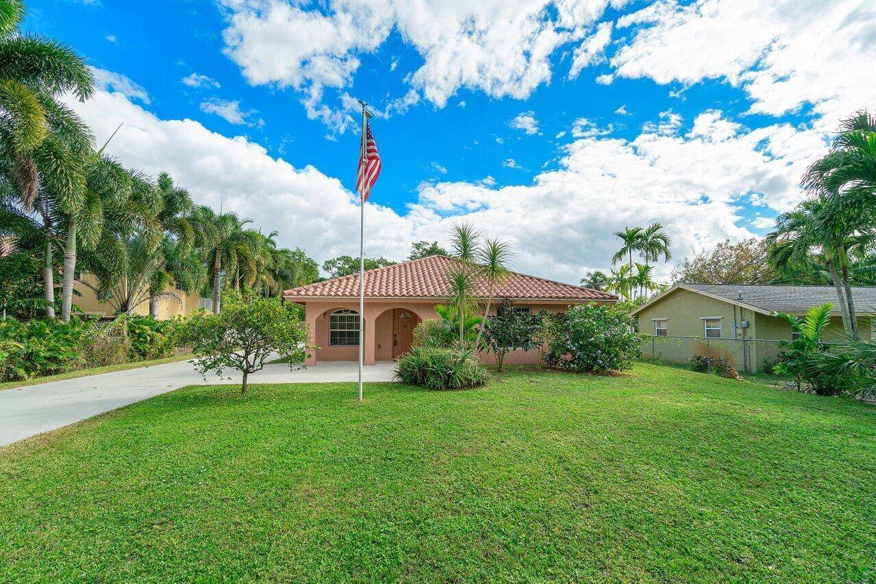 5592 1stLake Worth - picture