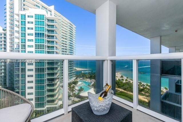 10275 Collins AveBal Harbour - HARBOUR HOUSE condo unit 1404 - picture