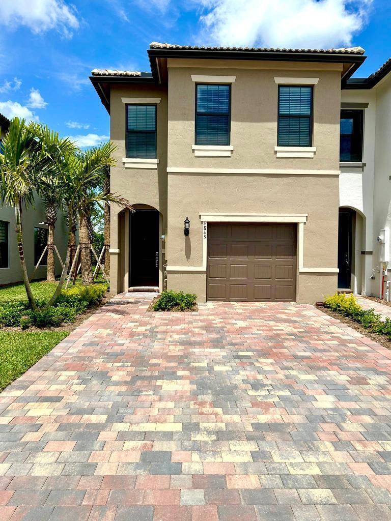 4845 ChantillyLake Worth - picture