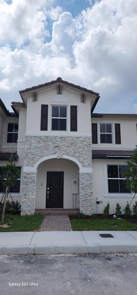 12113 NW 23rd CourtMiami - picture