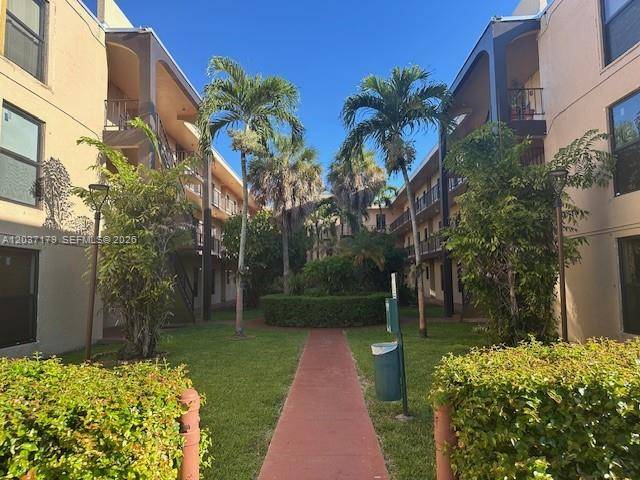 10851 SW 2nd StSweetwater - WEST FLAGLER HERITAGE NO condo unit K106 - picture