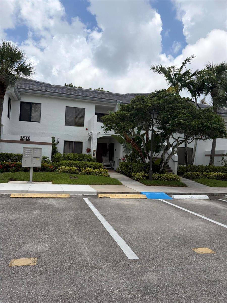 7254 ClunieDelray Beach - GLENEAGLES CONDO VI,Gleneagles Country C condo unit 15005 - picture