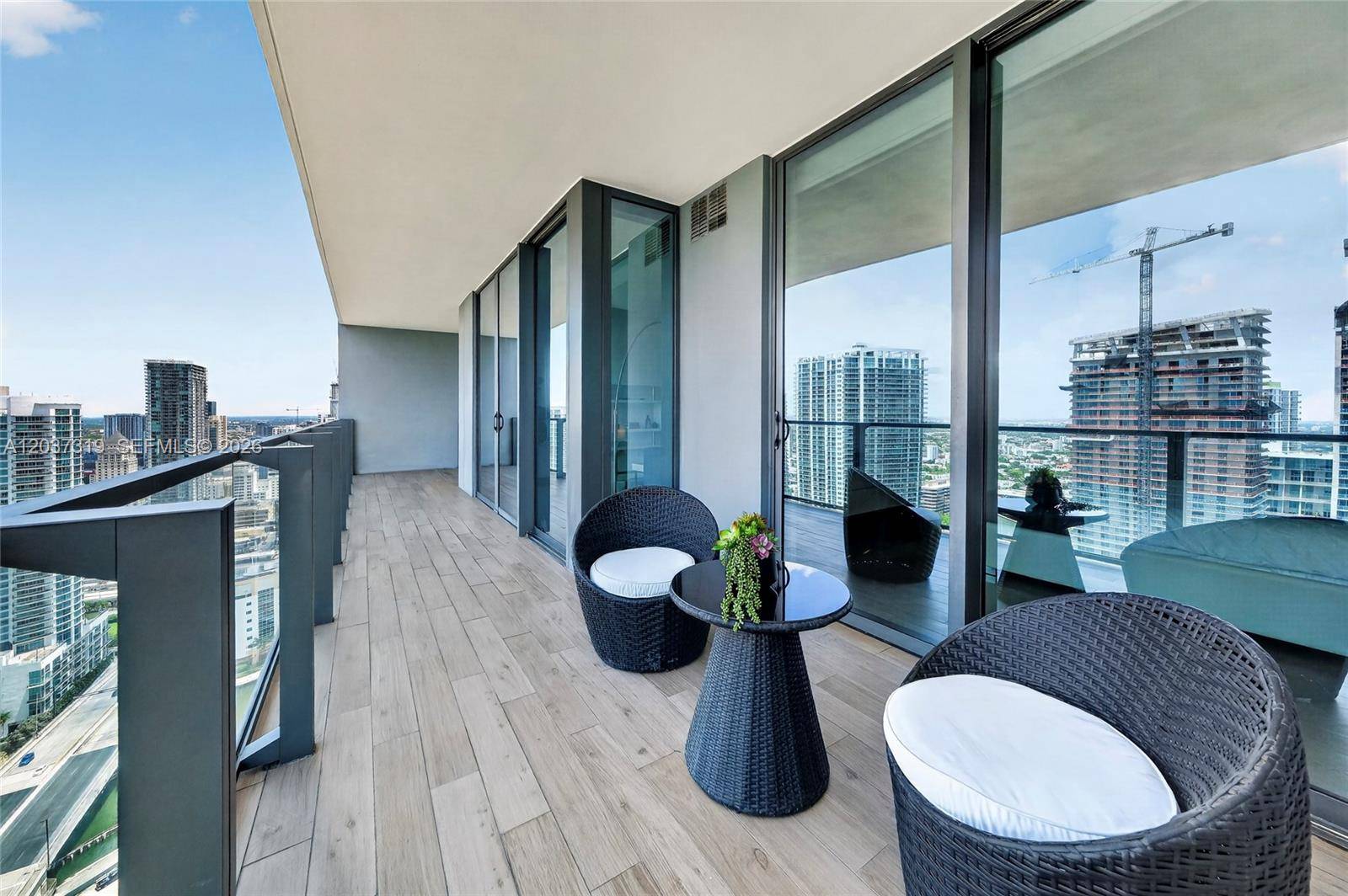 68 SE 6th StMiami - Condo 5+ Stories,Condo condo unit 3506 - picture
