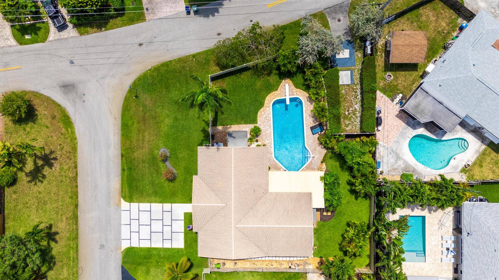 1420 NE 42ndOakland Park - picture