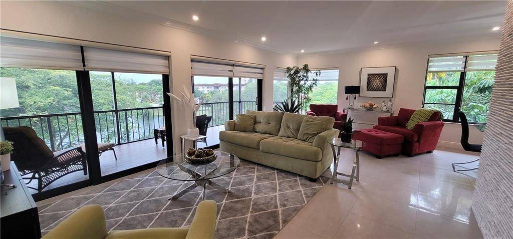6010 S Falls CircleLauderhill - FALLS OF INVERRARY,The Falls of Inverar condo unit 423 - picture