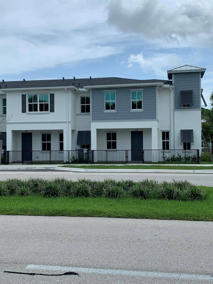 747 SE CentralStuart - TOWNE PARK REPLAT NO. 2,Sailfish Cay condo unit 42 - picture
