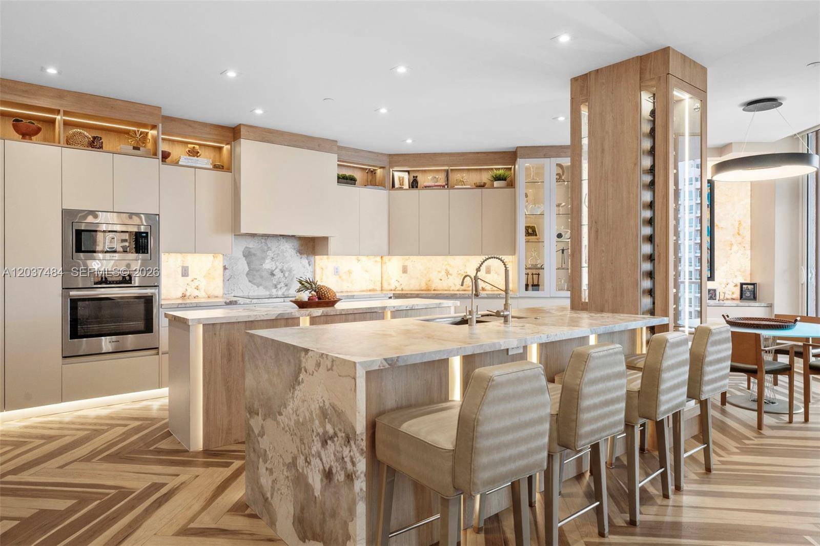 60 Edgewater DrCoral Gables - THE GABLES CONDO condo unit 11F - picture