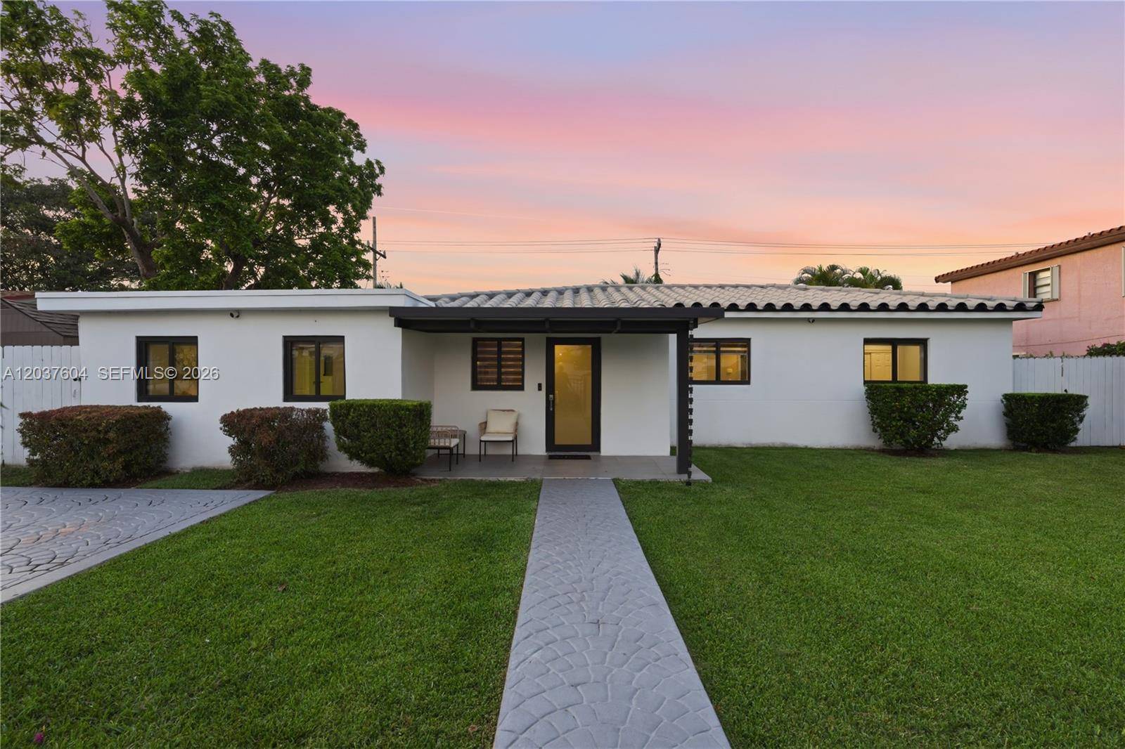7395 SW 39th StMiami - picture