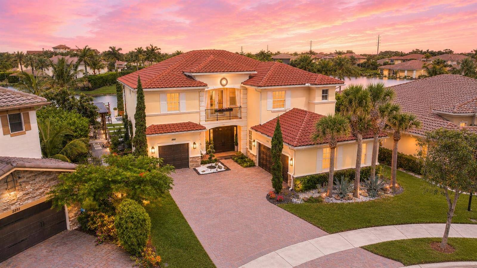 8861 EdgewaterParkland - picture