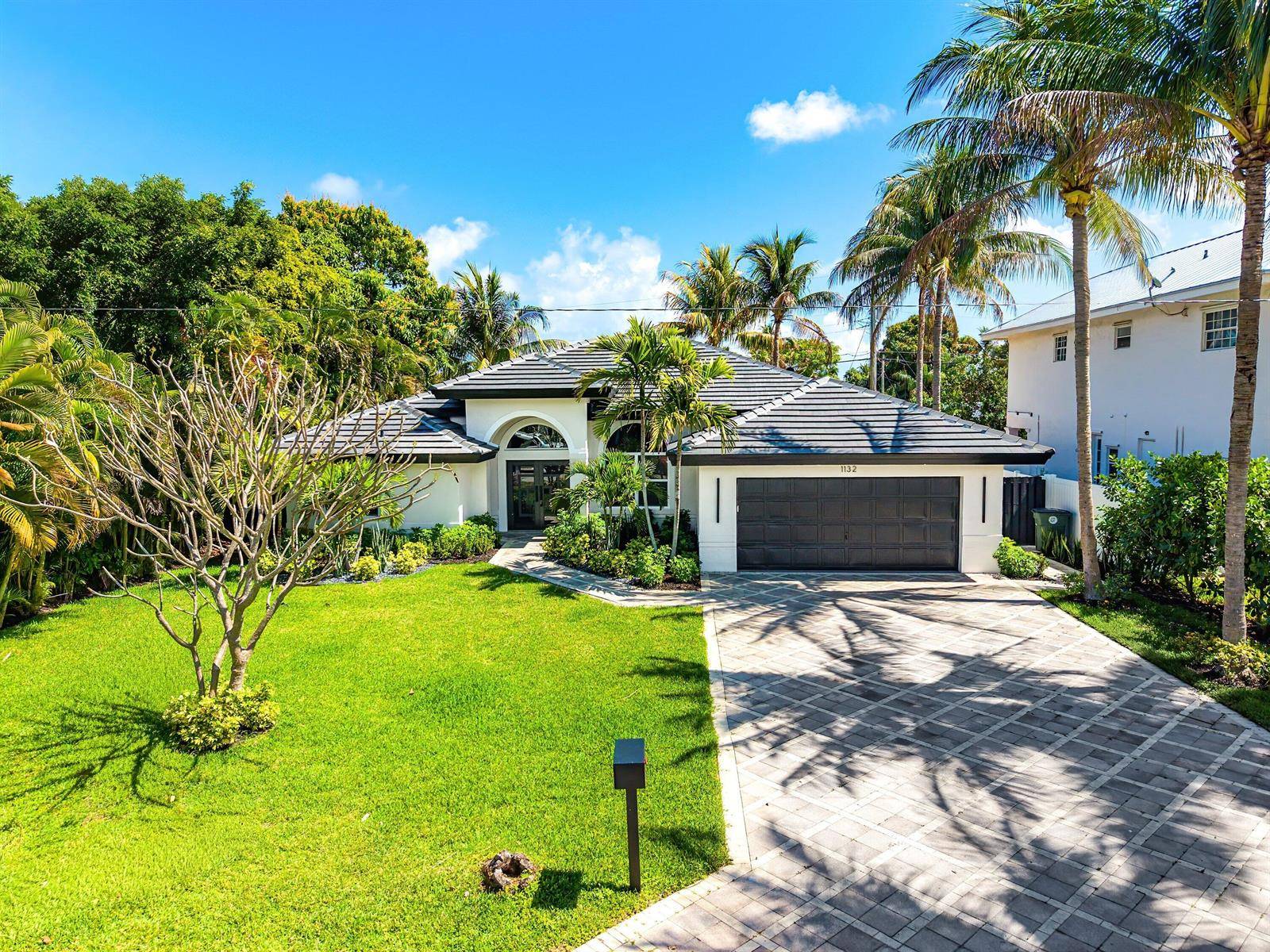 1132 NE 3rdBoca Raton - picture