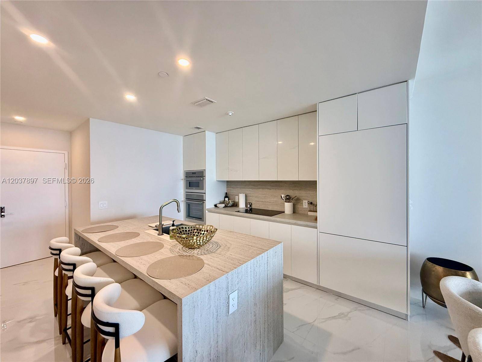 700 NE 24th StMiami - South Tower,Aria Reserve South condo unit 1002 - picture