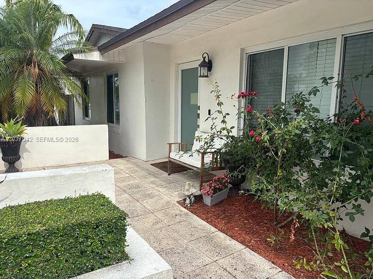 12500 SW 104th TerMiami - picture