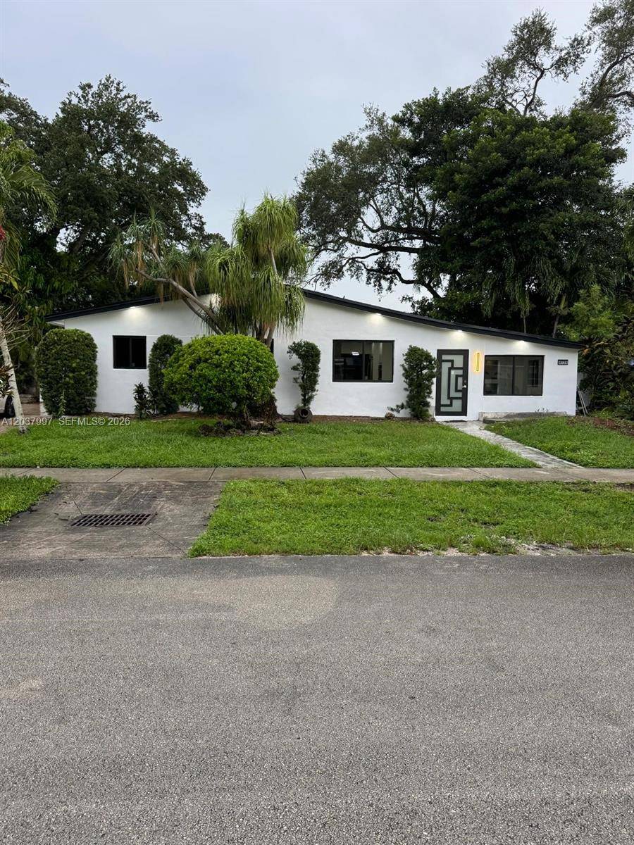 4120 SW 31st DrWest Park - picture