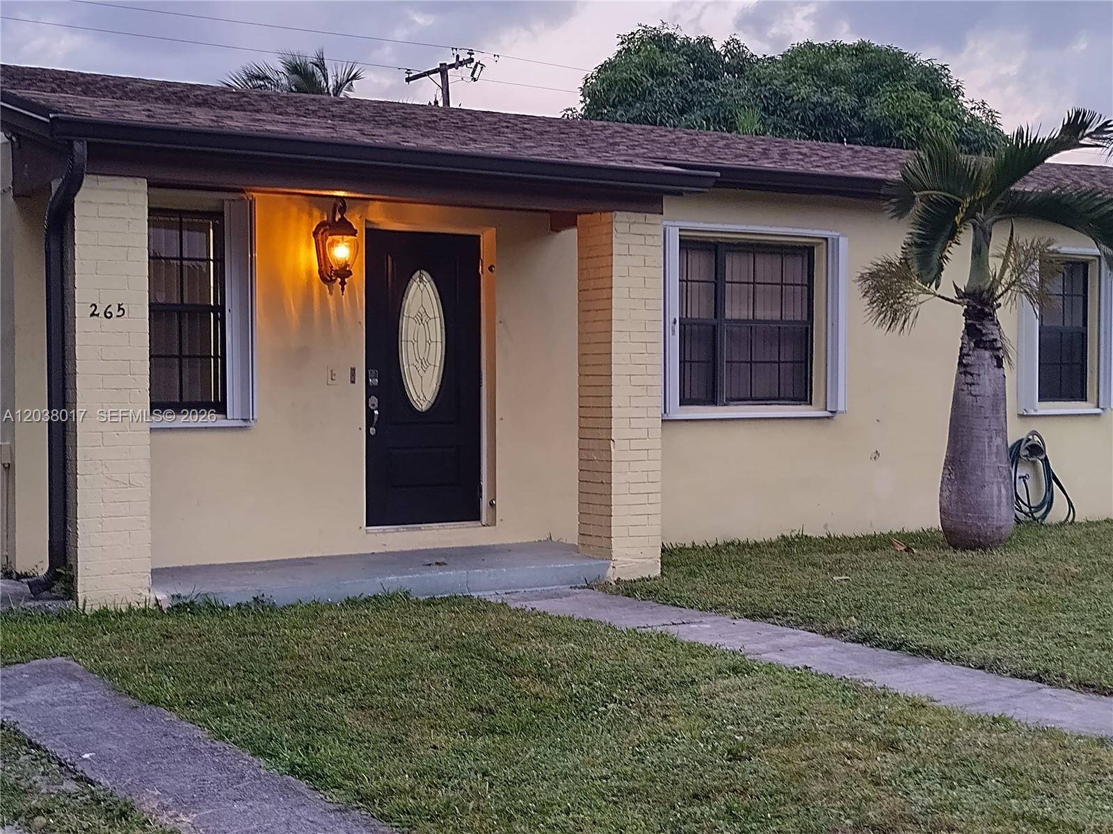 265 NW 190th StMiami Gardens - picture