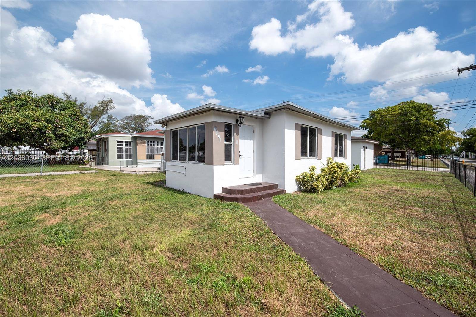 2501 NW 55th TerMiami - picture