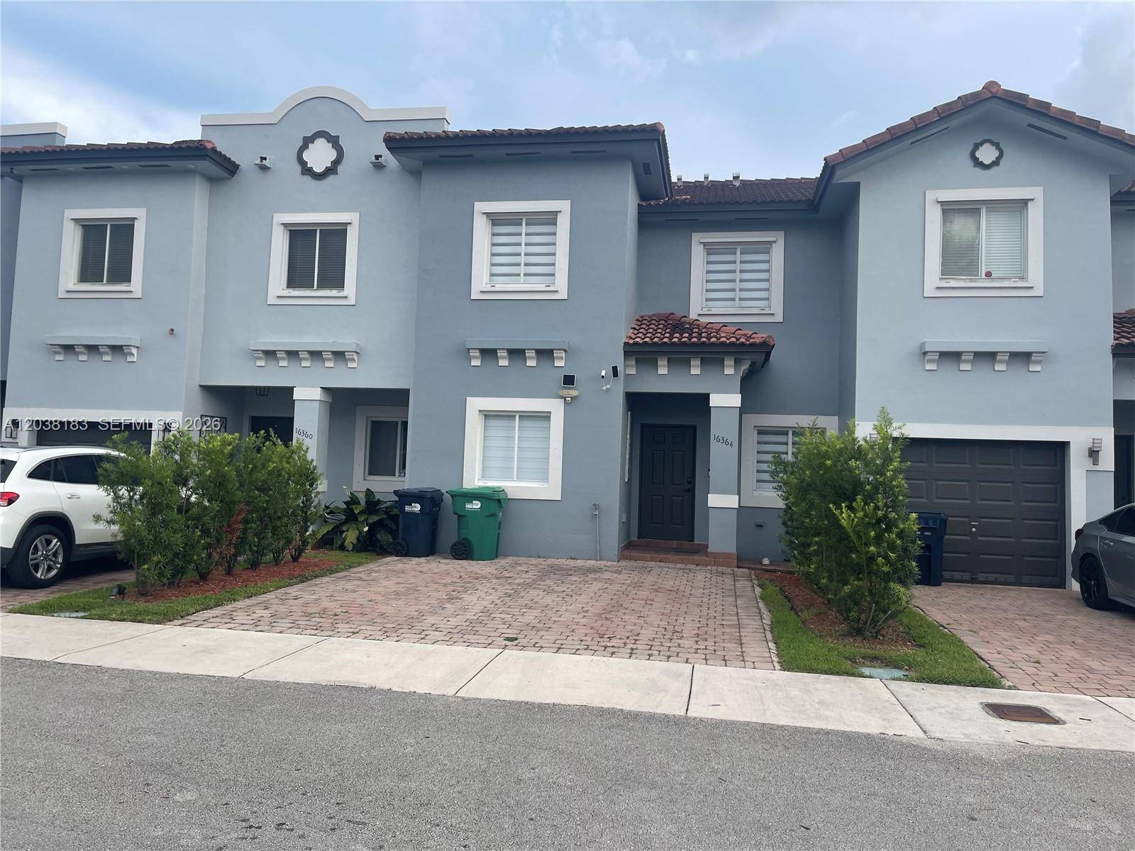 16364 SW 44th WayMiami - picture