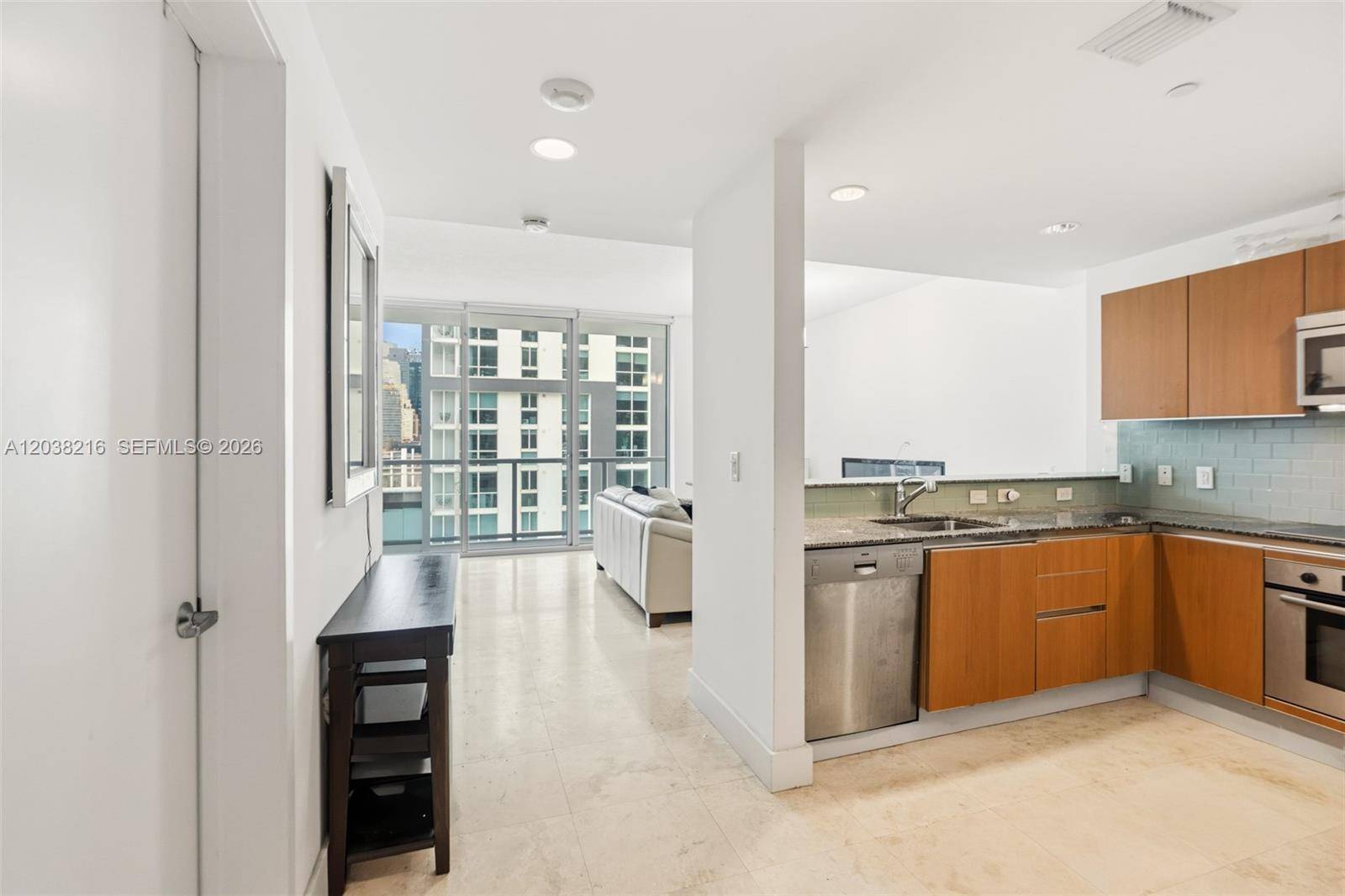 1050 Brickell AveMiami - 1060 BRICKELL CONDO condo unit 2112 - picture