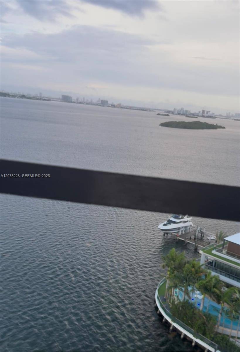 11930 N Bayshore DrNorth Miami - MAJORCA TOWERS CONDO condo unit PH-8 - picture