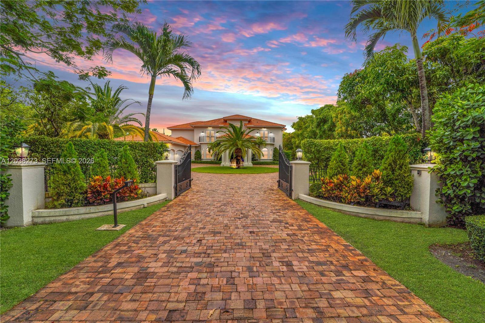 11111 SW 77th AvePinecrest - picture