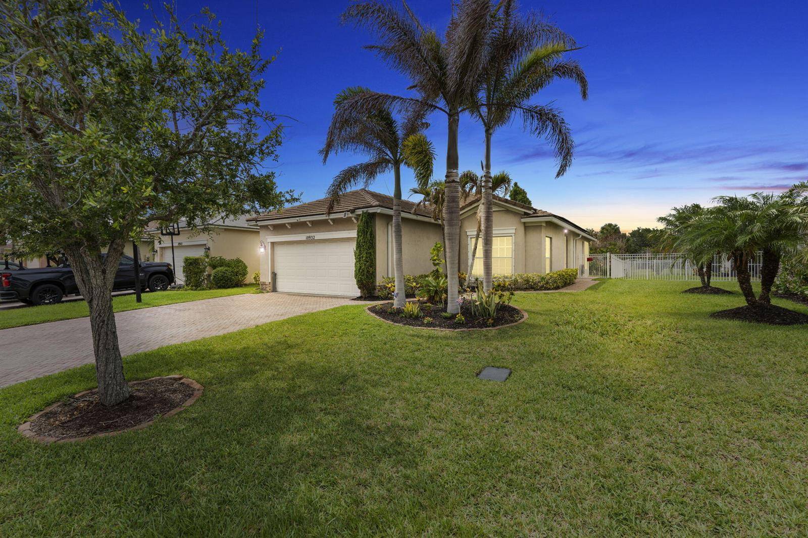 10932 SW DunhillPort St. Lucie - picture