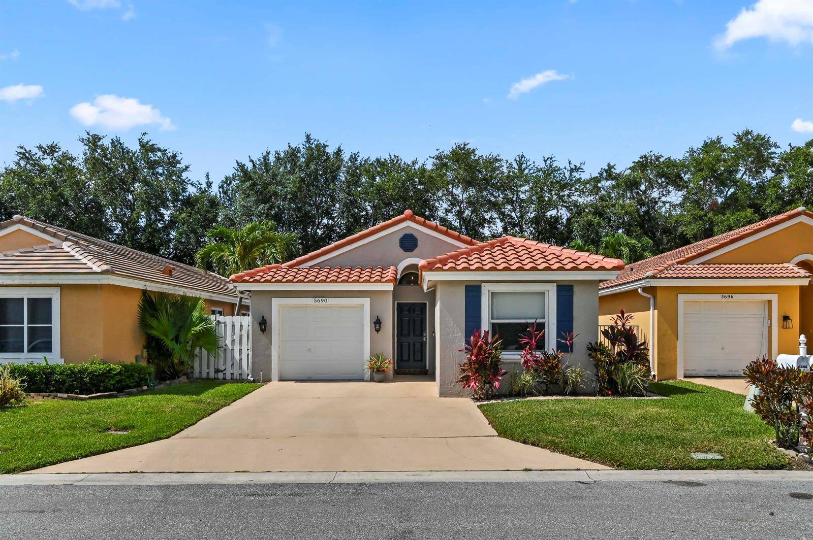 5690 Green IslandLake Worth - picture