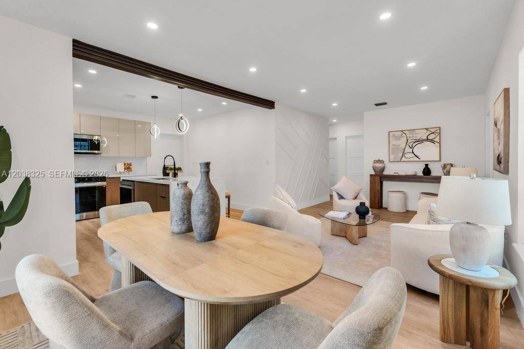 831 NE 128th StNorth Miami - picture