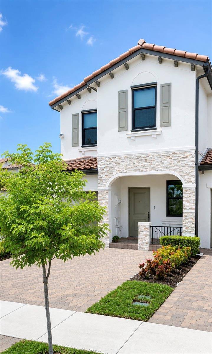 11935 SW 246th TerMiami - picture