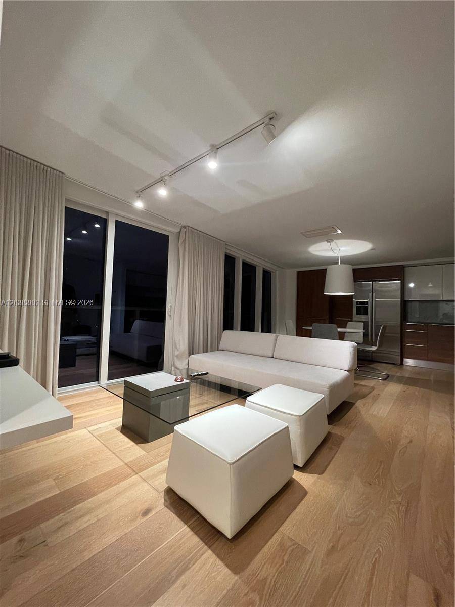 601 NE 27th StMiami - Condo/Co-Op/Annual,Condo condo unit 201 - picture