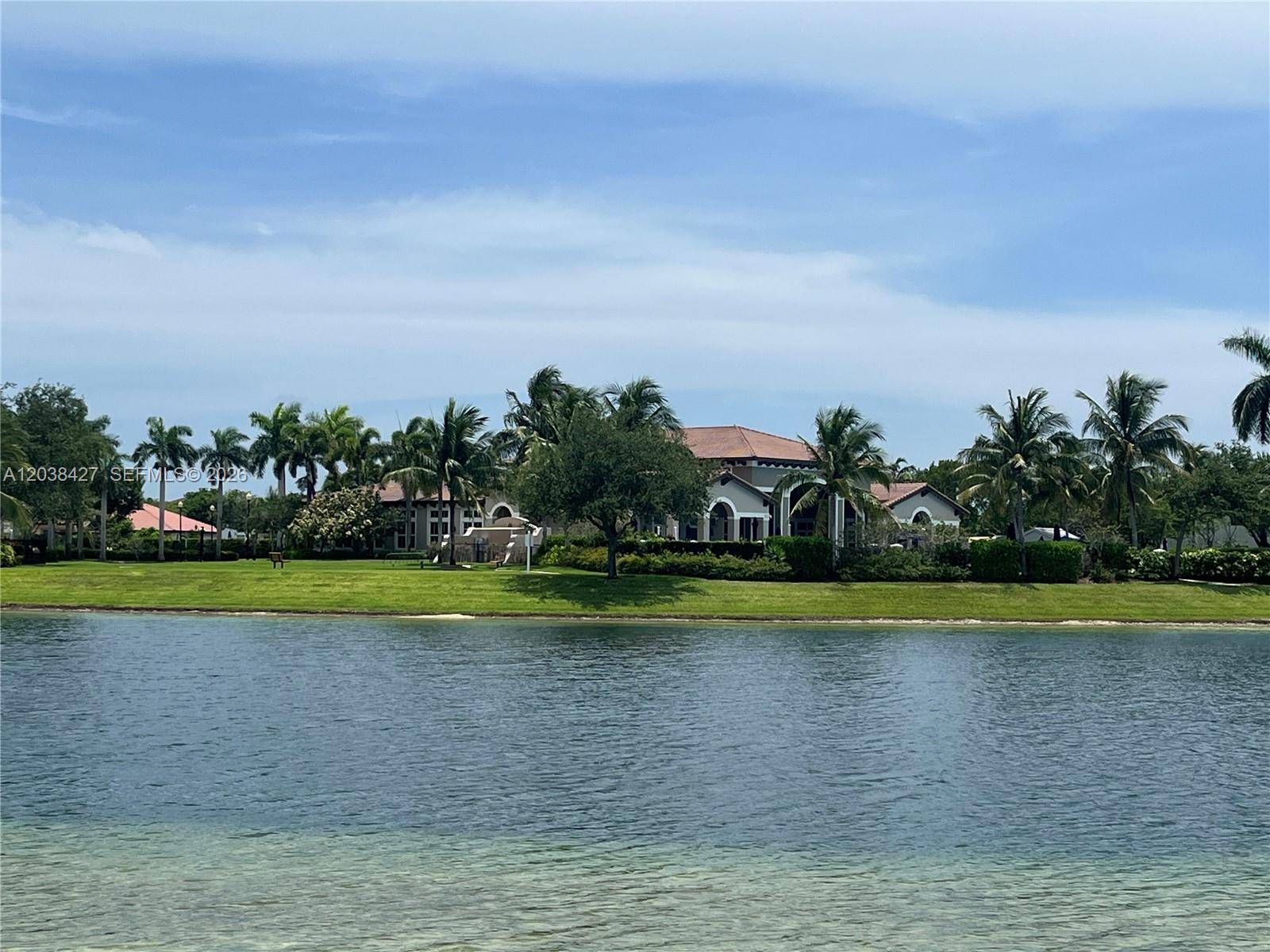 22631 SW 88th PlCutler Bay - THE COURTS AT BAYSHORE I condo unit 1-18 - picture