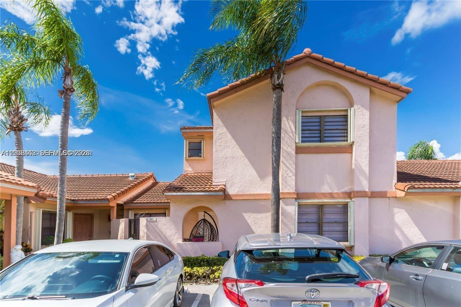 6533 NW 170th LnHialeah - picture