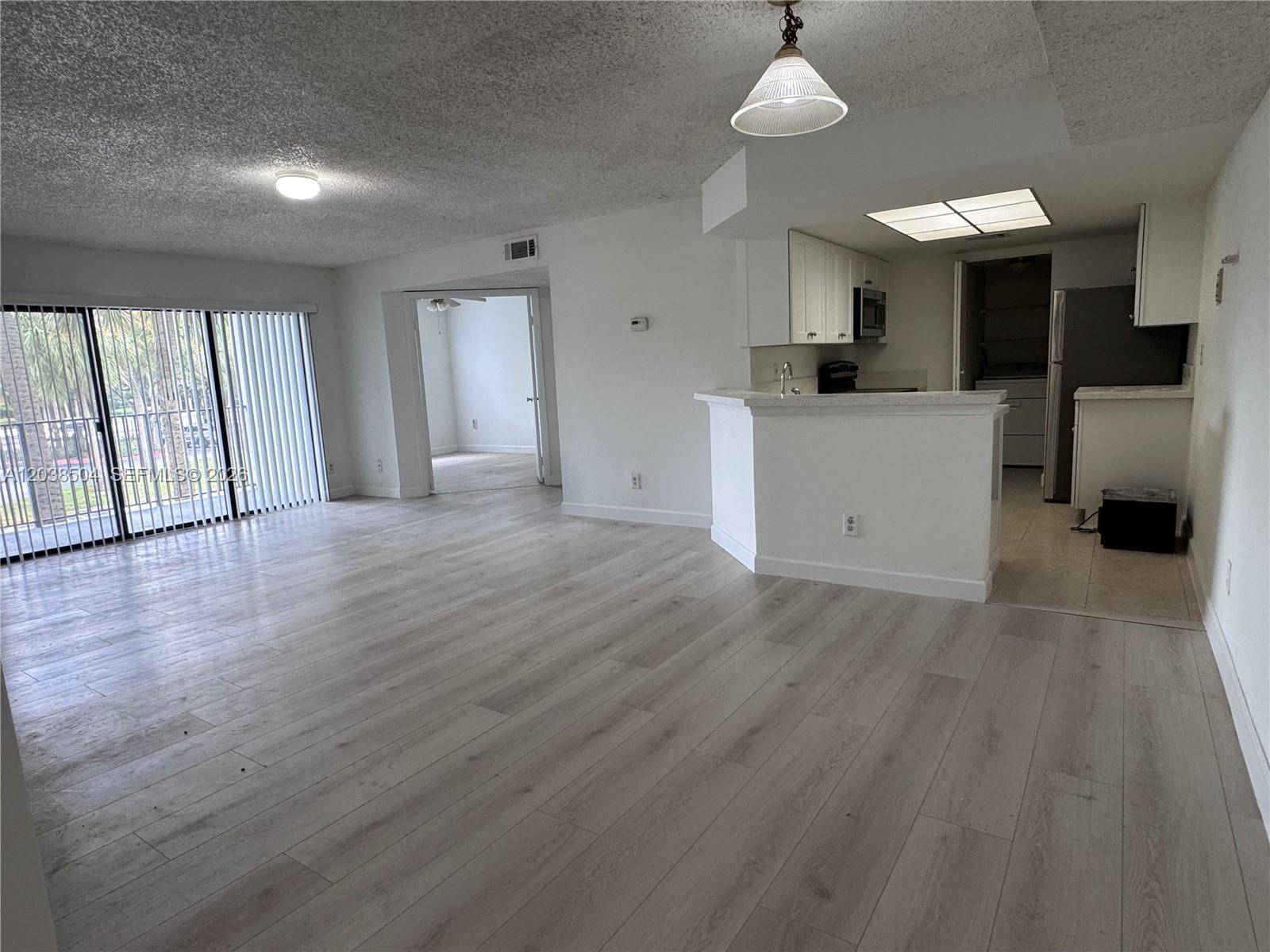 9100 W Atlantic BlvdCoral Springs - VISCONTI CONDO,VISCONTI CONDOMINIUM condo unit 622 - picture