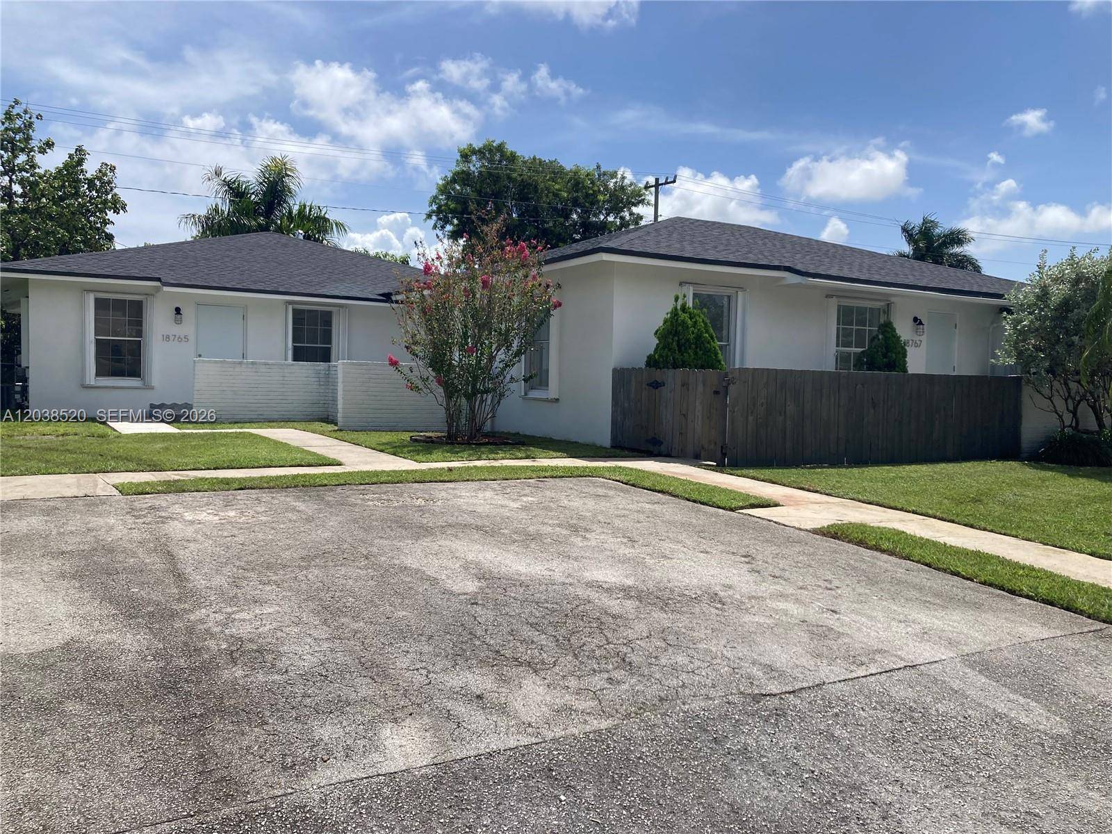 18765 SW 100th AveCutler Bay - Duplex/Tri/Quad-Annual,Multi Family condo unit 18765 - picture