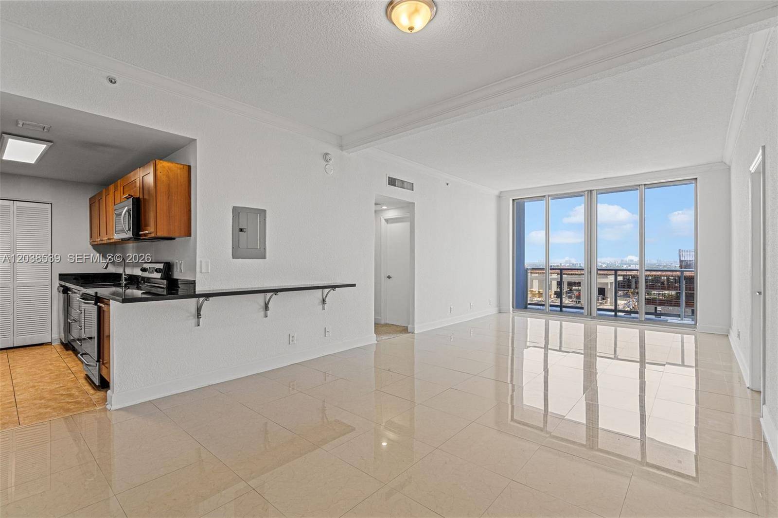401 69th StMiami Beach - 401 BLU OF NORTH BEACH CO condo unit PH101 - picture