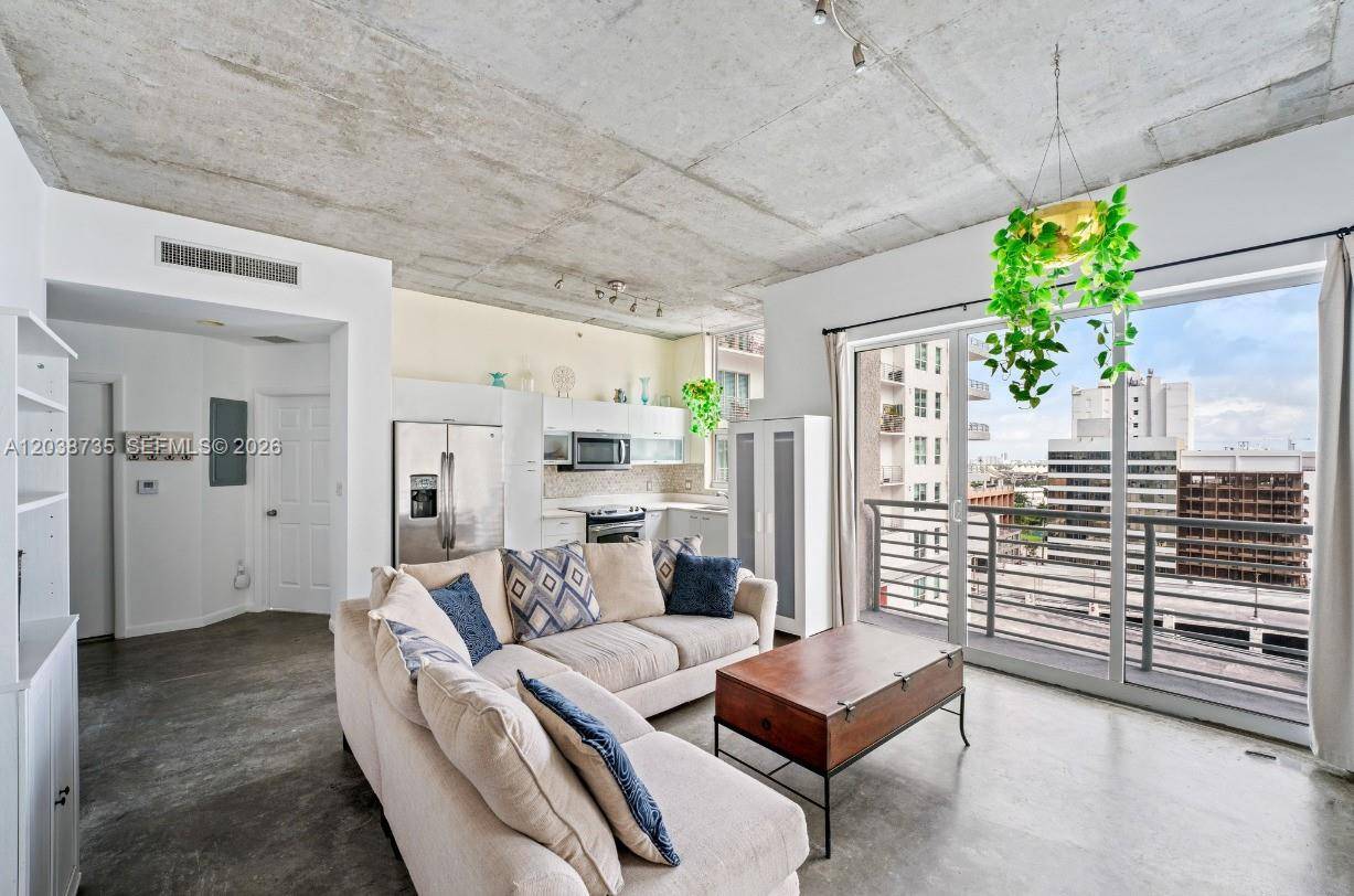133 NE 2nd AveMiami - THE LOFT DOWNTOWN II COND condo unit 1112 - picture