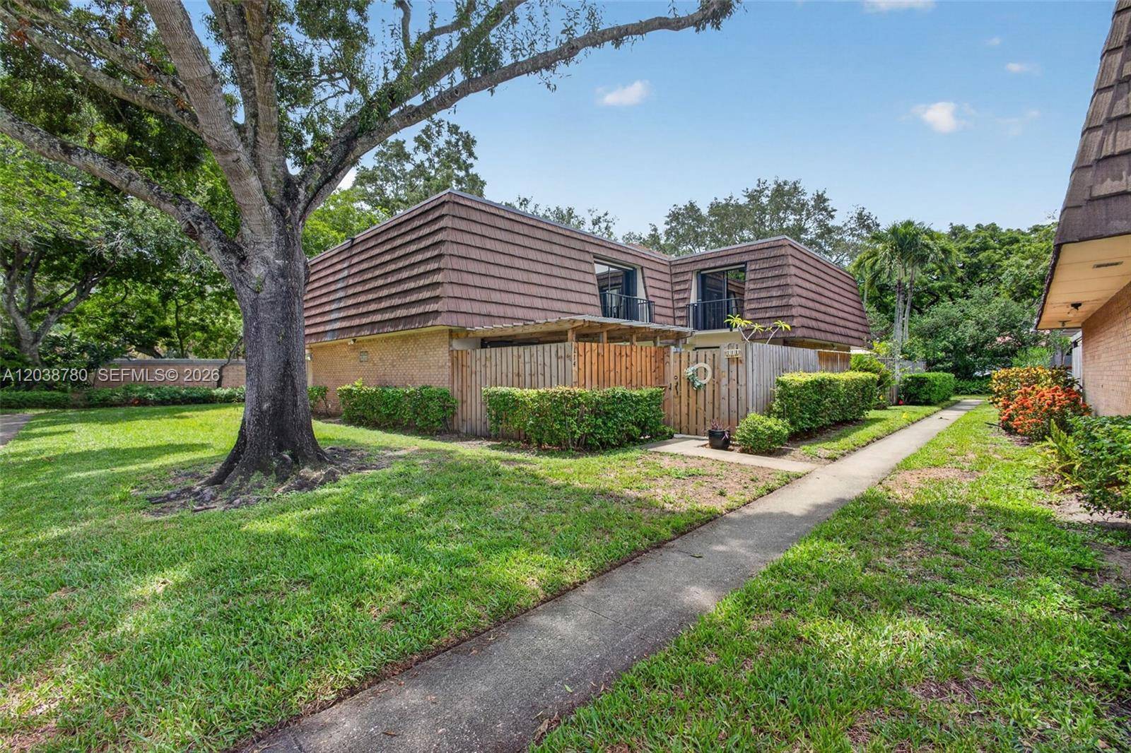 114 1st LnPalm Beach Gardens - picture