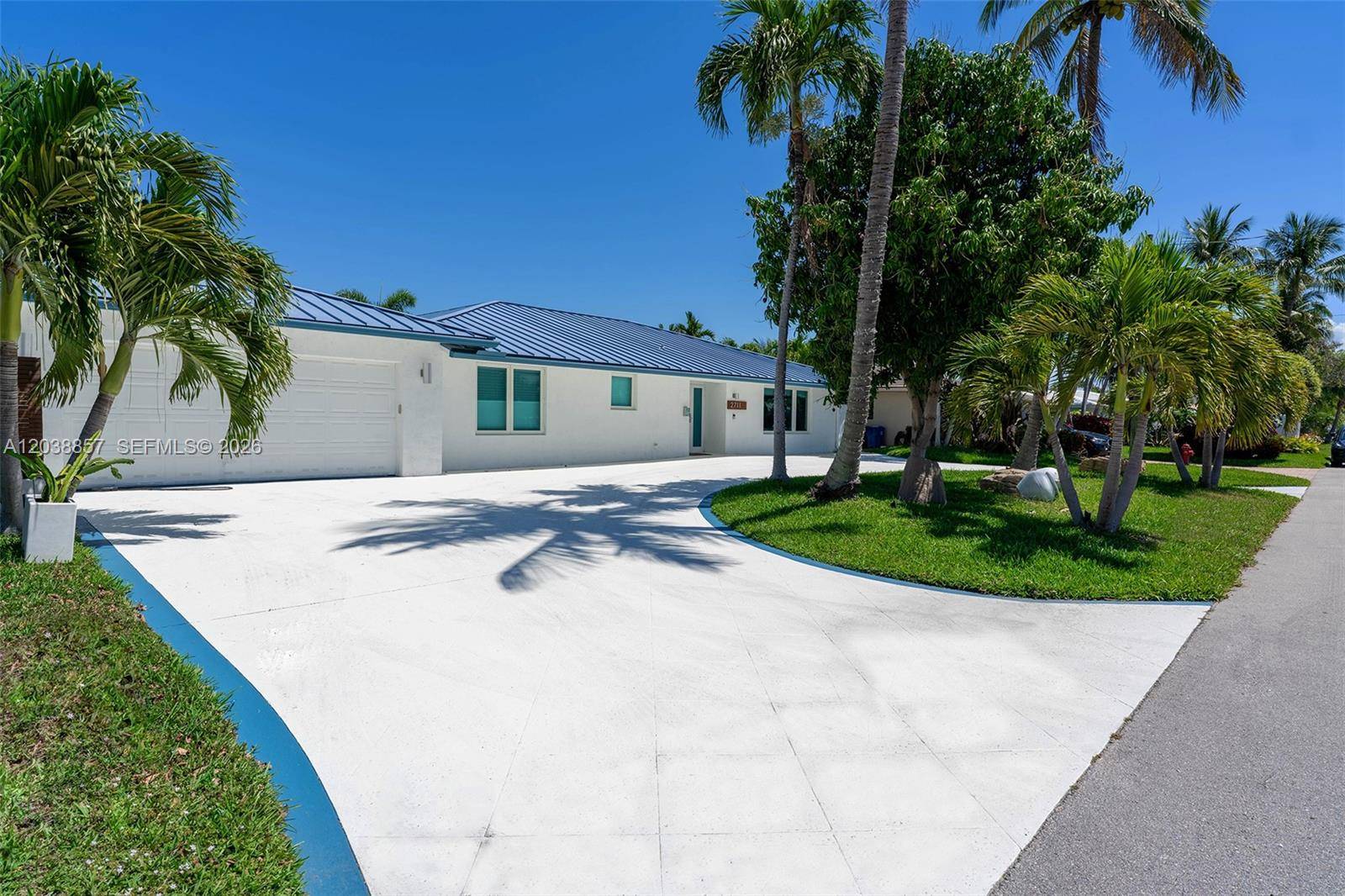 2711 NE 57th CtFort Lauderdale - picture