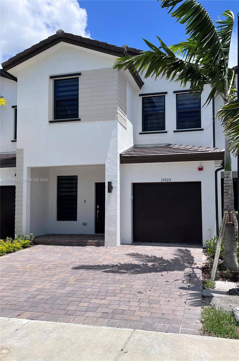 15925 SW SW 2 PLPembroke Pines - picture