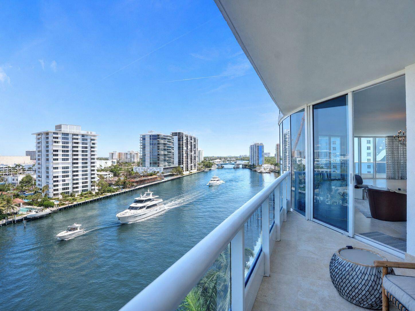715 BayshoreFort Lauderdale - LA RIVE CONDO condo unit 902 - picture