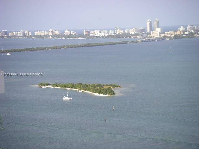 1750 N Bayshore DrMiami - Condo 5+ Stories,Condo condo unit 3907 - picture