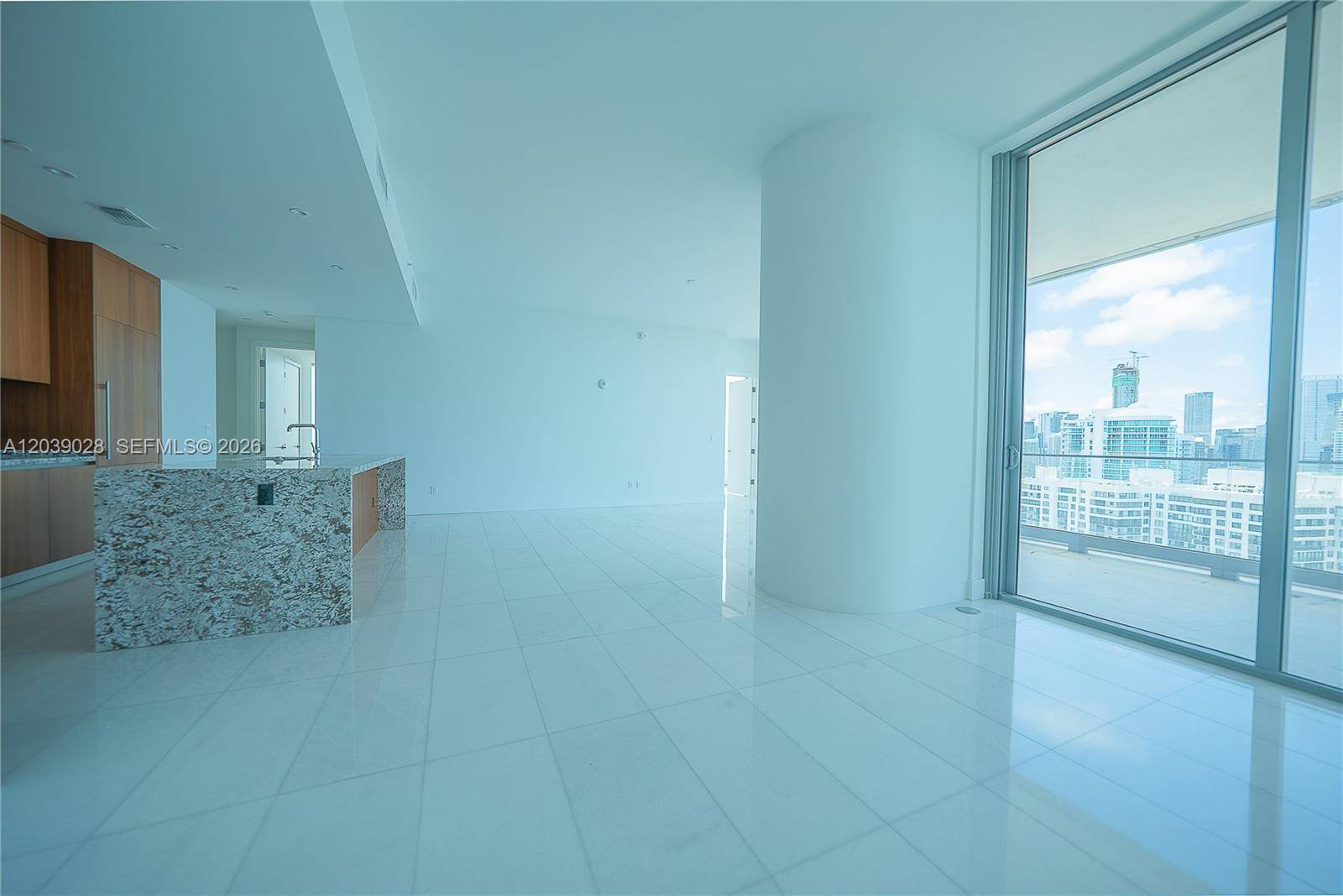 175 SE 25th RdMiami - Condo 5+ Stories,Condo condo unit 2704 - picture
