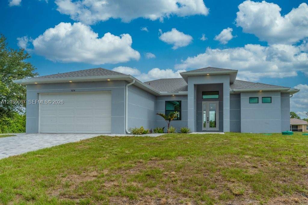5054 Benton StLehigh Acres - picture