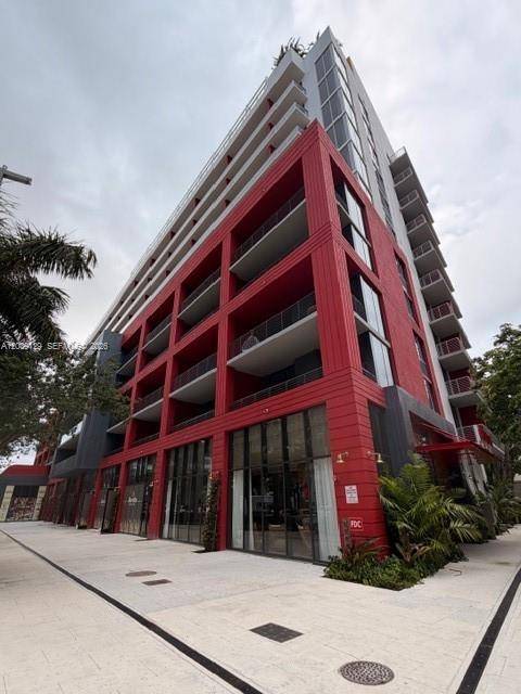 90 NE 32nd StMiami - THE STANDARD RESIDENCES condo unit 823 - picture