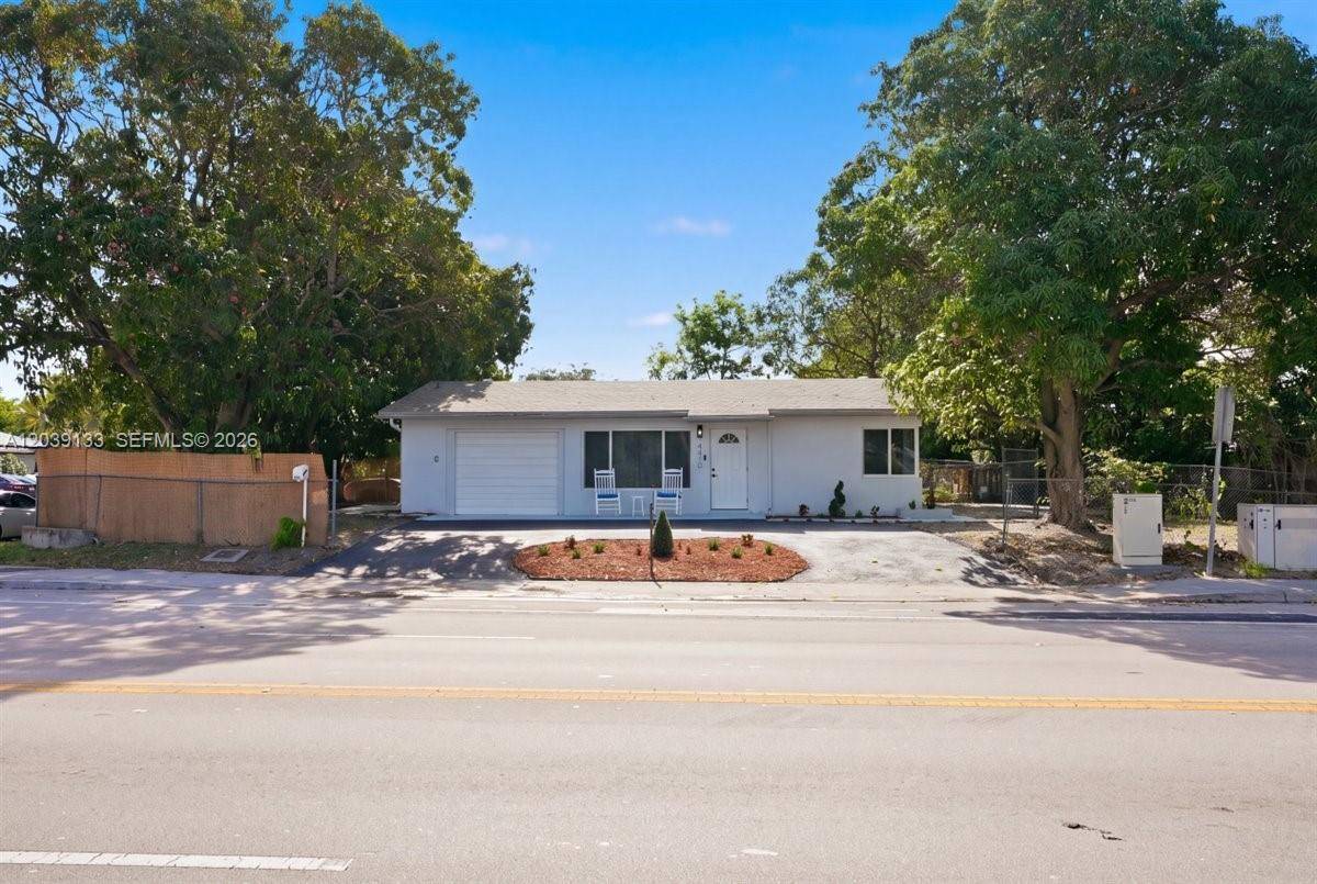 4410 NE 3rd AveDeerfield Beach - picture