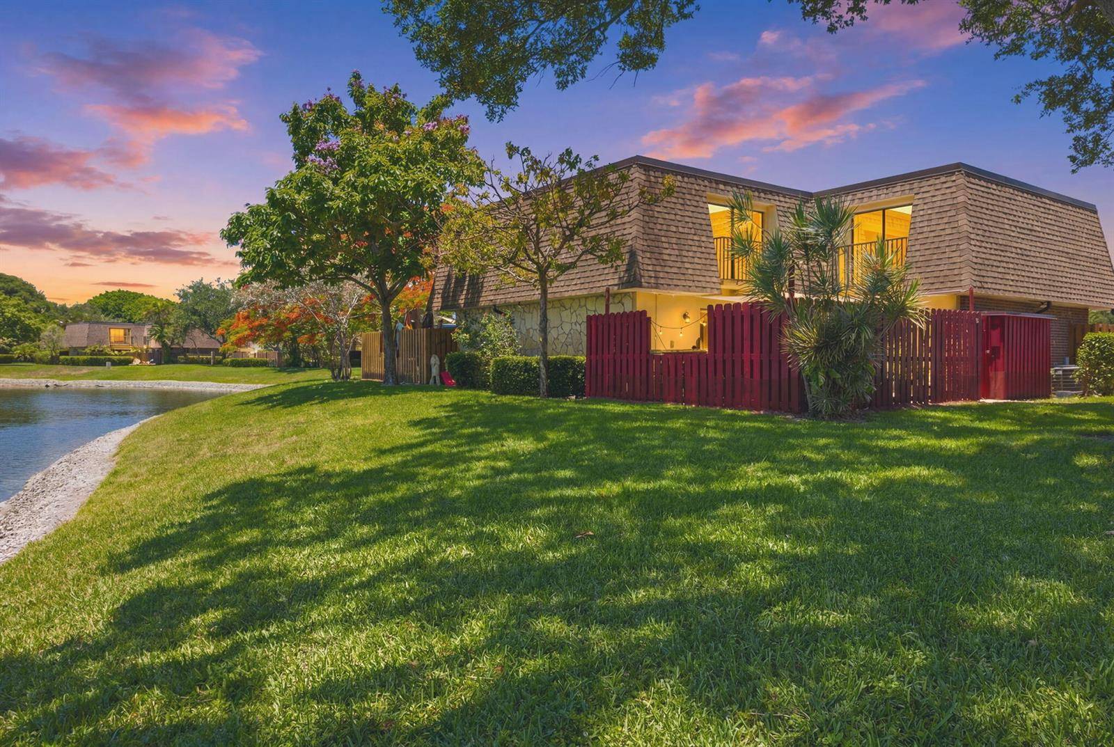 2883 SW 22ndDelray Beach - DELRAY OAKS WEST CONDO,DELRAY OAKS condo unit 51a - picture