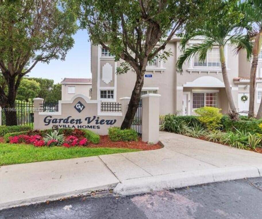 7211 NW 174thHialeah - GARDEN VIEW VILLAS HOMES C,GARDEN VIEW VILLAS H condo unit 203 - picture