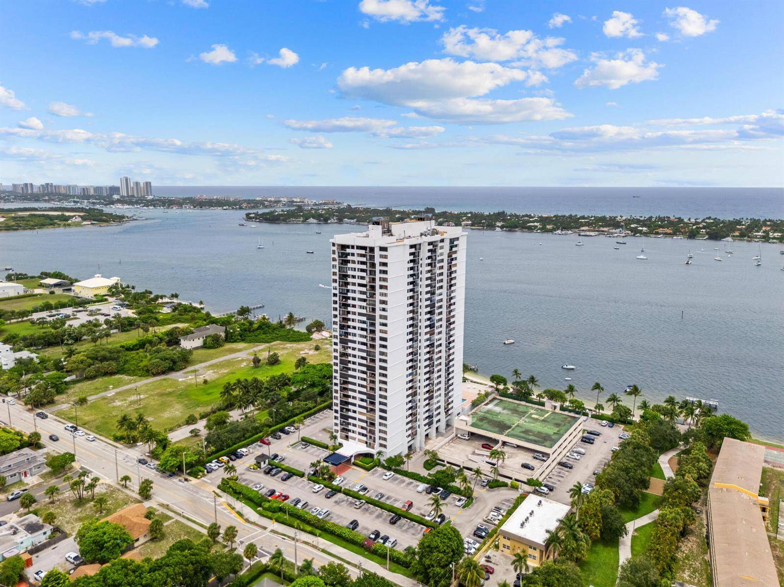 5600 N FlaglerWest Palm Beach - Condo condo unit 402 - picture